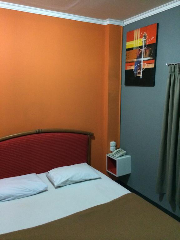Hollywood Hotel Jakarta Luaran gambar