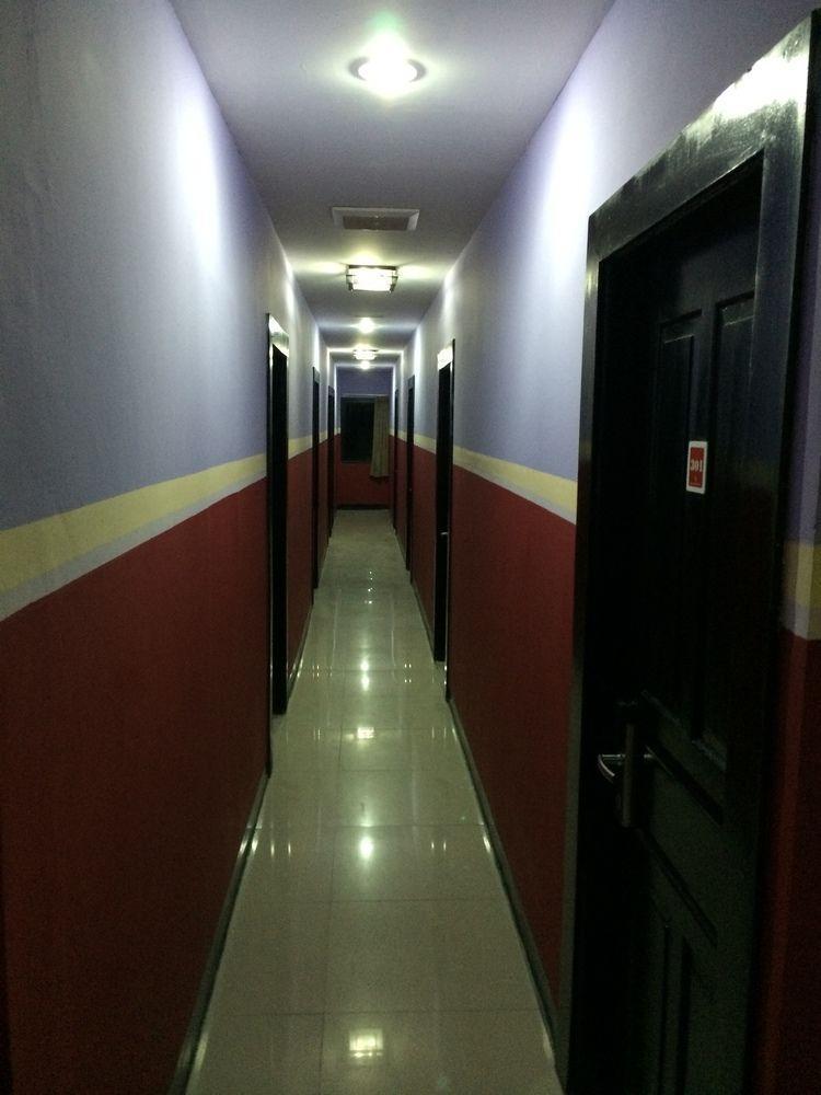 Hollywood Hotel Jakarta Luaran gambar