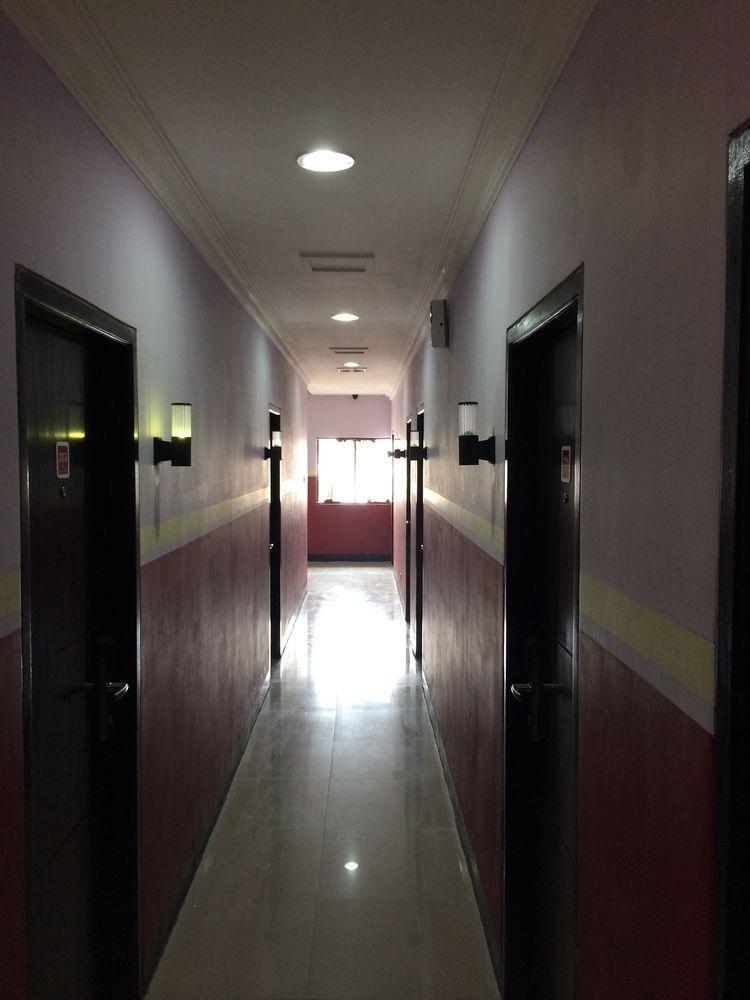 Hollywood Hotel Jakarta Luaran gambar
