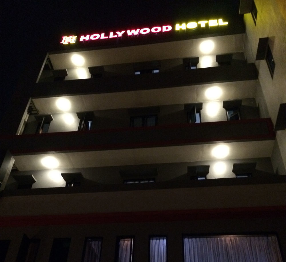 Hollywood Hotel Jakarta Luaran gambar