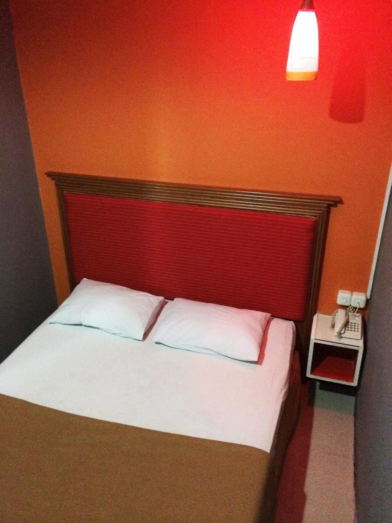 Hollywood Hotel Jakarta Luaran gambar